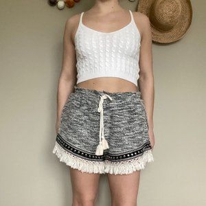 TJD Drawstring Tassel Shorts Size Large